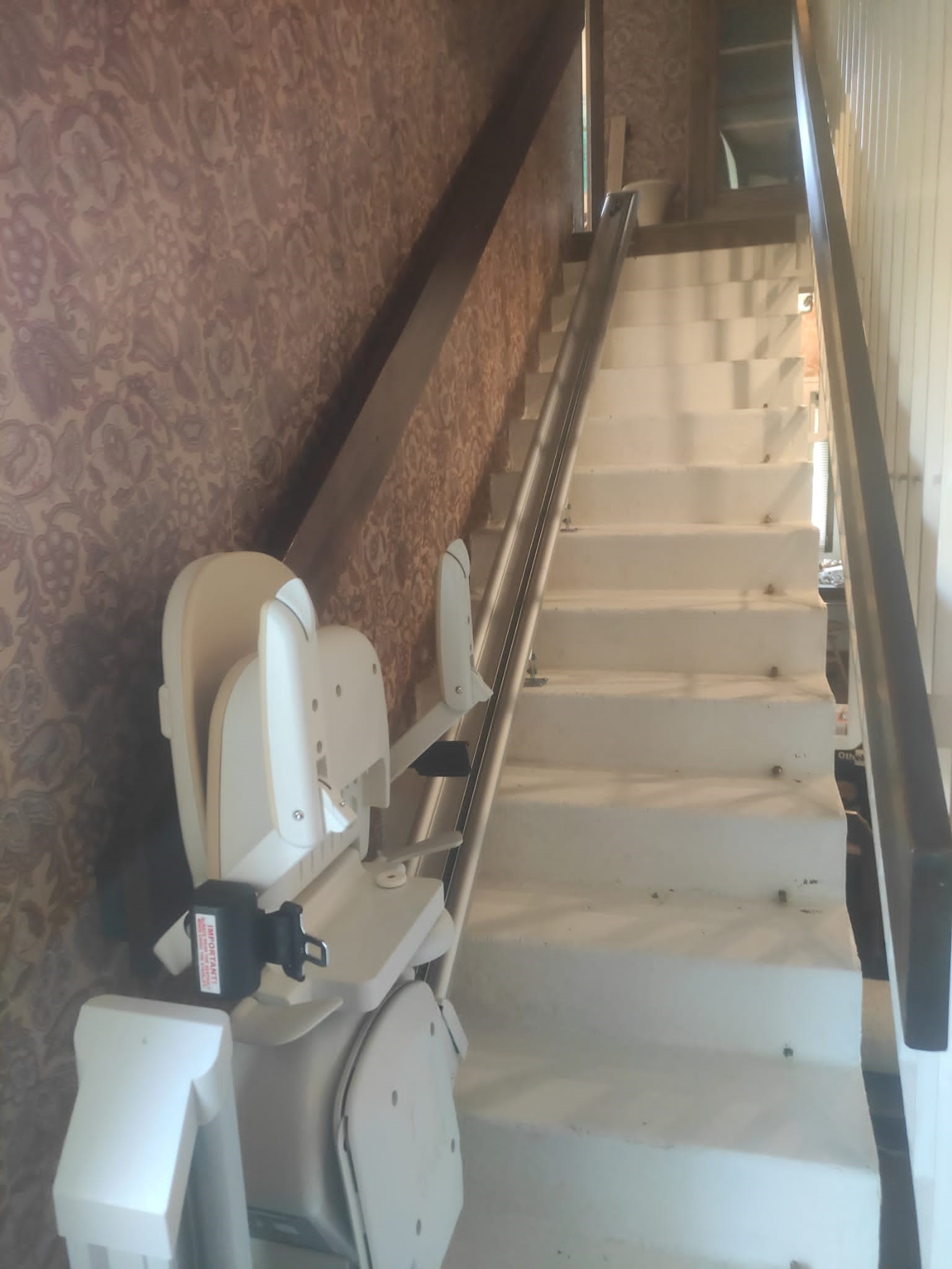 Installation d'un monte escalier droit à Billère